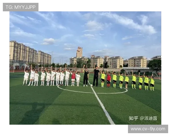 从小熏陶足球精神培养青少年团队意识与坚韧意志的成长之路